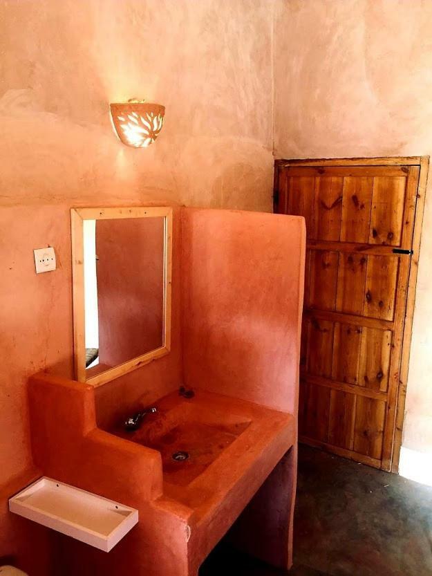 Tigmi Hamid Decouverte Des Traditions Et De La Culture Berbere Ait Benhaddou Buitenkant foto